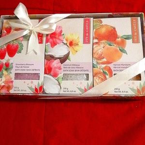 Nib gift set Bath Soak